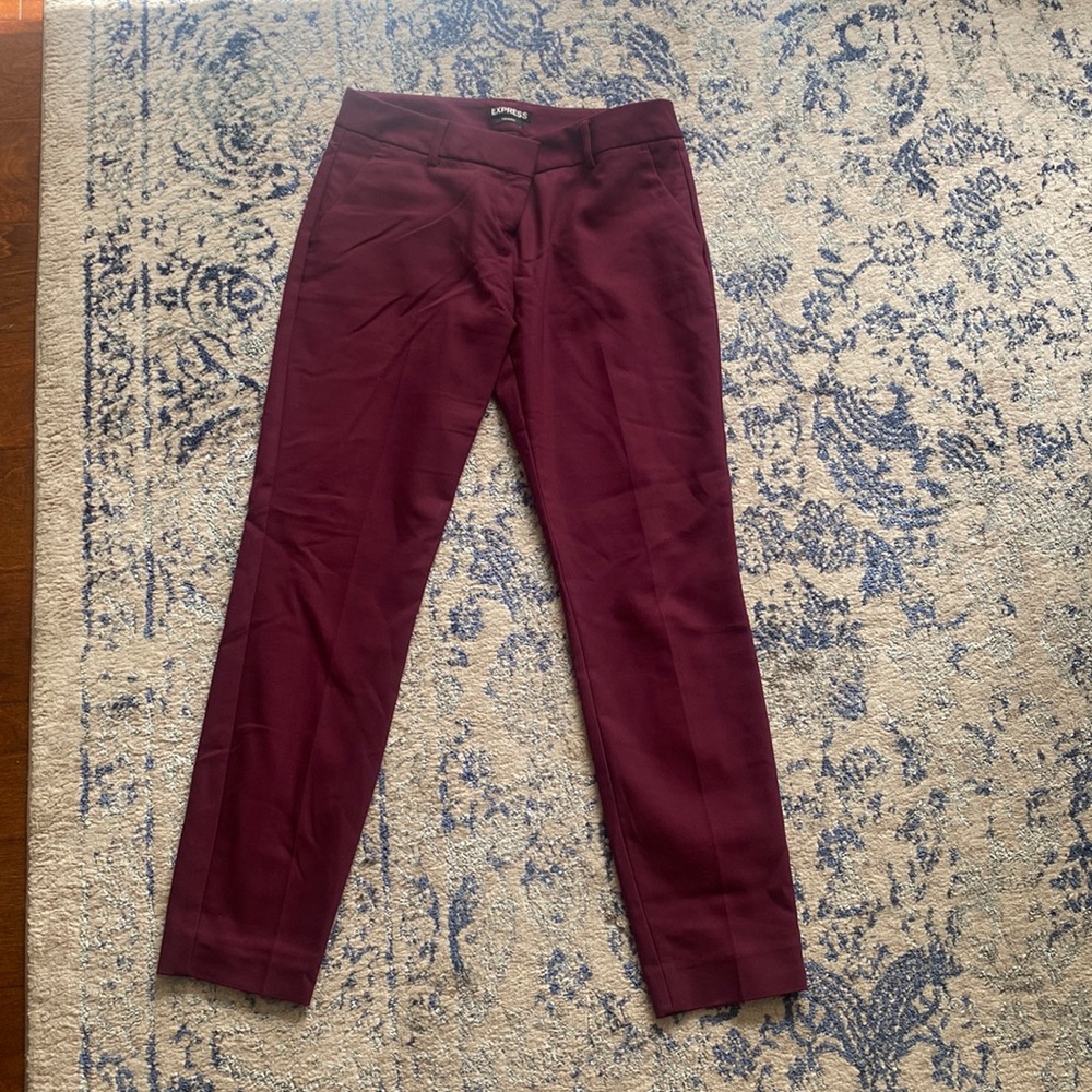 Express burgundy color of office job pants , brand new size 2
